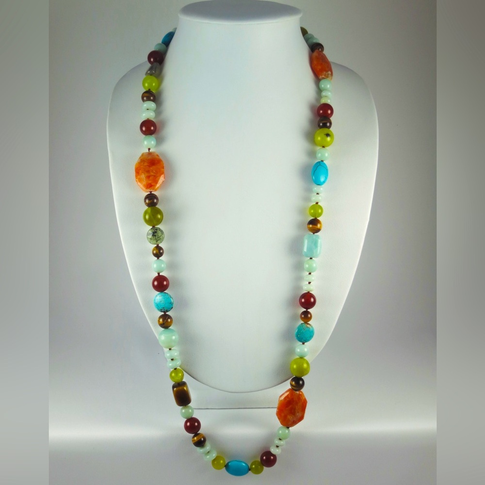 Caroline ROUSSEL Jewelry; semi-precious stones necklace; long; handmade; unique.
